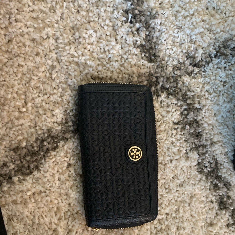 Like new TB wallet